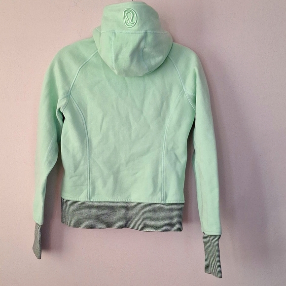 LULULEMON - Picture 8 of 10